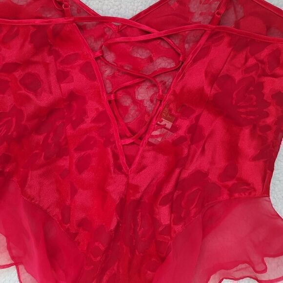 VINTAGE GOLD LABEL Victoria's Secret Red Floral Teddy - Picture 8 of 8